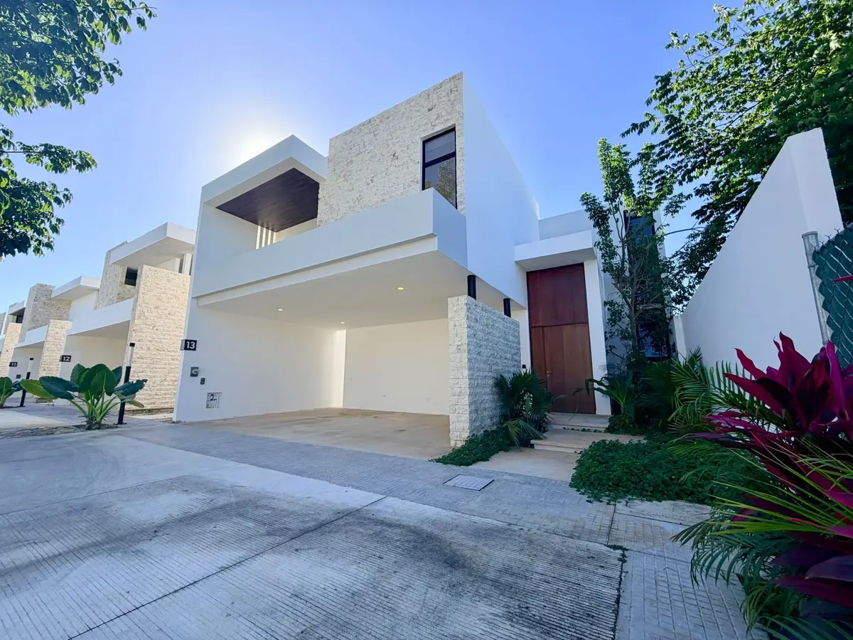 Casa en venta en Temozon Norte, Mérida — foto 1 de 14
