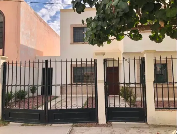 Casa en renta en Villas de la Ibero, Torreón — foto 2 de 15