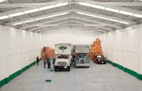 Bodega en renta en Santa Maria Aztahuacan, Iztapalapa — foto 2 de 4