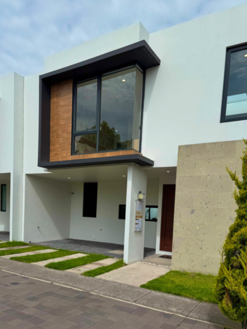 Casa en venta en San Mateo Otzacatipan, Toluca — foto 1 de 18