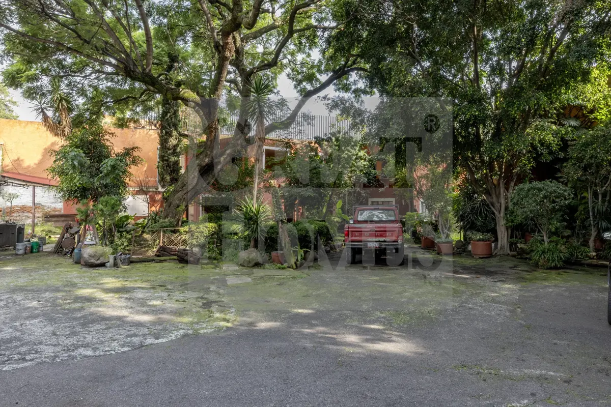 Terreno en venta en Tlacopac, Álvaro Obregón — foto 1 de 11