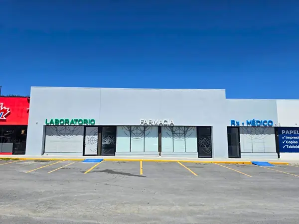 Local en Renta, ideal para clínica con Rayos X y Laboratorio equipado