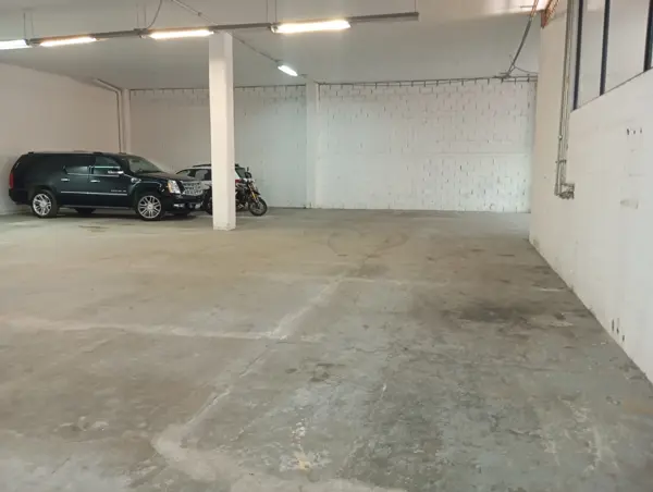 bodega y Oficinas en renta en Alce Blanco, Naucalpan con Vigilancia