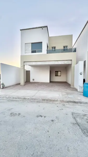 Casa en venta en Los Viñedos, Torreón — foto 2 de 45