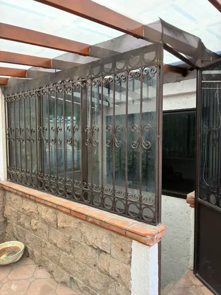 Casa en Ahuatepec, Cuernavaca (6 Recs) Venta / Renta