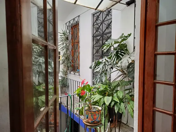 HERMOSA CASA CON GRAN POTENCIAL Y EXCELENTE UBICACIÓN.