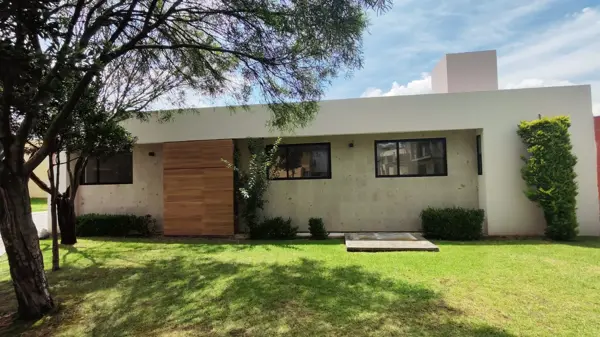 Casa en renta en San Lorenzo Tepaltitlán Centro, Toluca — foto 2 de 11