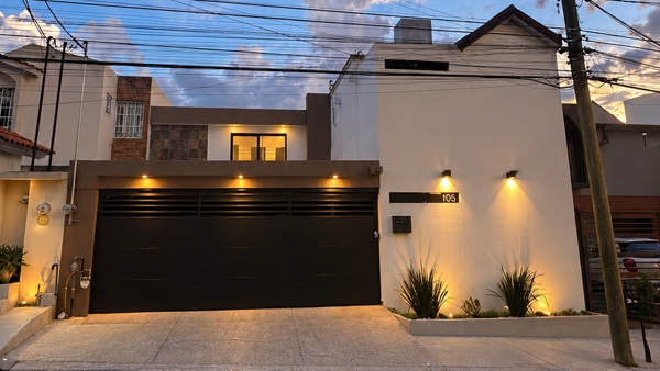 CASA EN VENTA EN CORTIJO DEL RÍO 3ER SECTOR