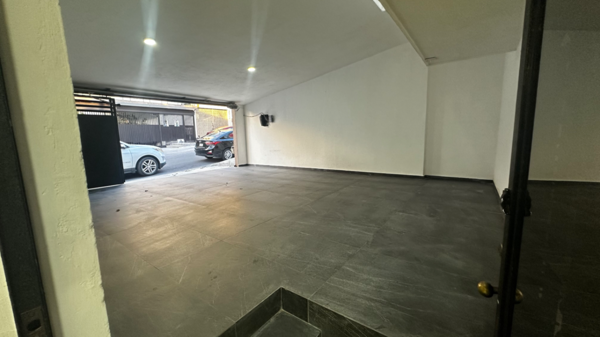 Casa en venta en Cortijo del Río Tercer y Cuarto Sector, Monterrey — foto 2 de 18