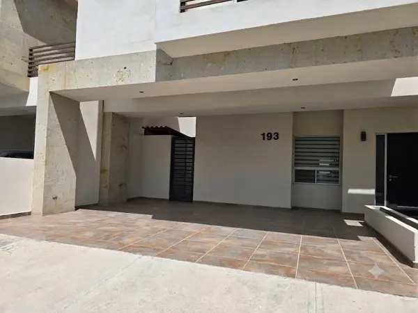 Casa en venta en Terranova, Saltillo — foto 2 de 21