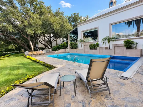 Casa en Venta en Valle de San Angel en San Pedro Garza García