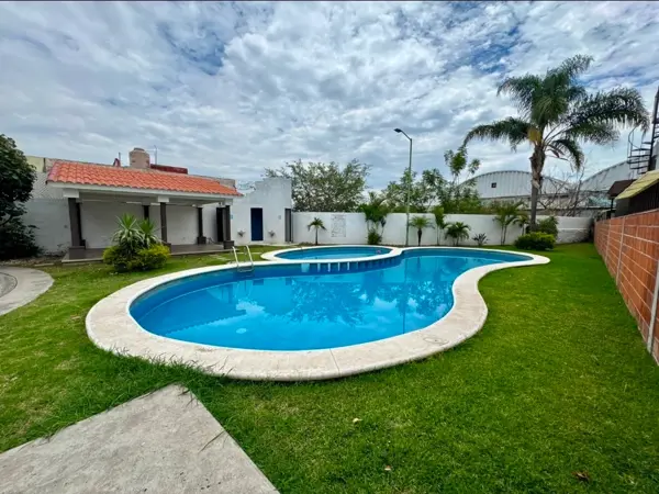 Renta de Casa en Condomino con Amenidades en Jiutepec, Morelos — foto 1 de 20
