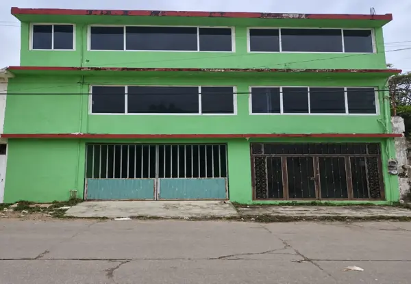 Casa en Remate en Coatzacoalcos, Amplia y Bien Ubicada