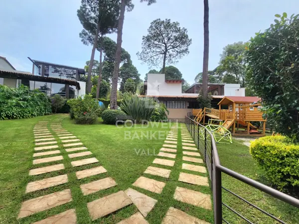 Casa en venta en Avandaro, Valle de Bravo — foto 3 de 50