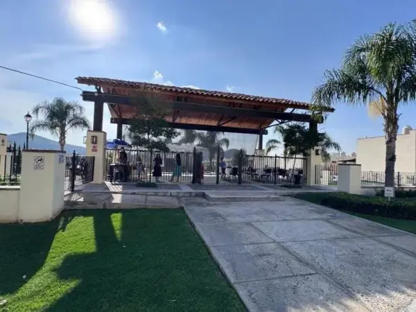 Casa en renta en Residencial Alta California, Tlajomulco de Zúñiga — foto 2 de 6