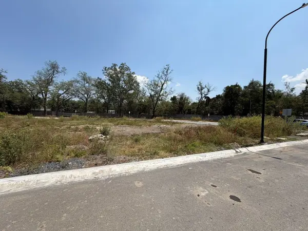 Terreno en Venta en Valle del Encino en Santiago, NL