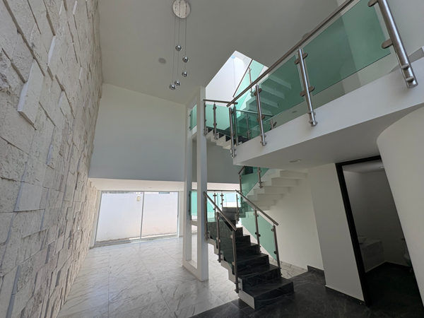 Casa en venta en Lomas de Angelópolis, San Andrés Cholula — foto 3 de 32