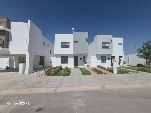 Modelo Villena en Rincón del Márquez