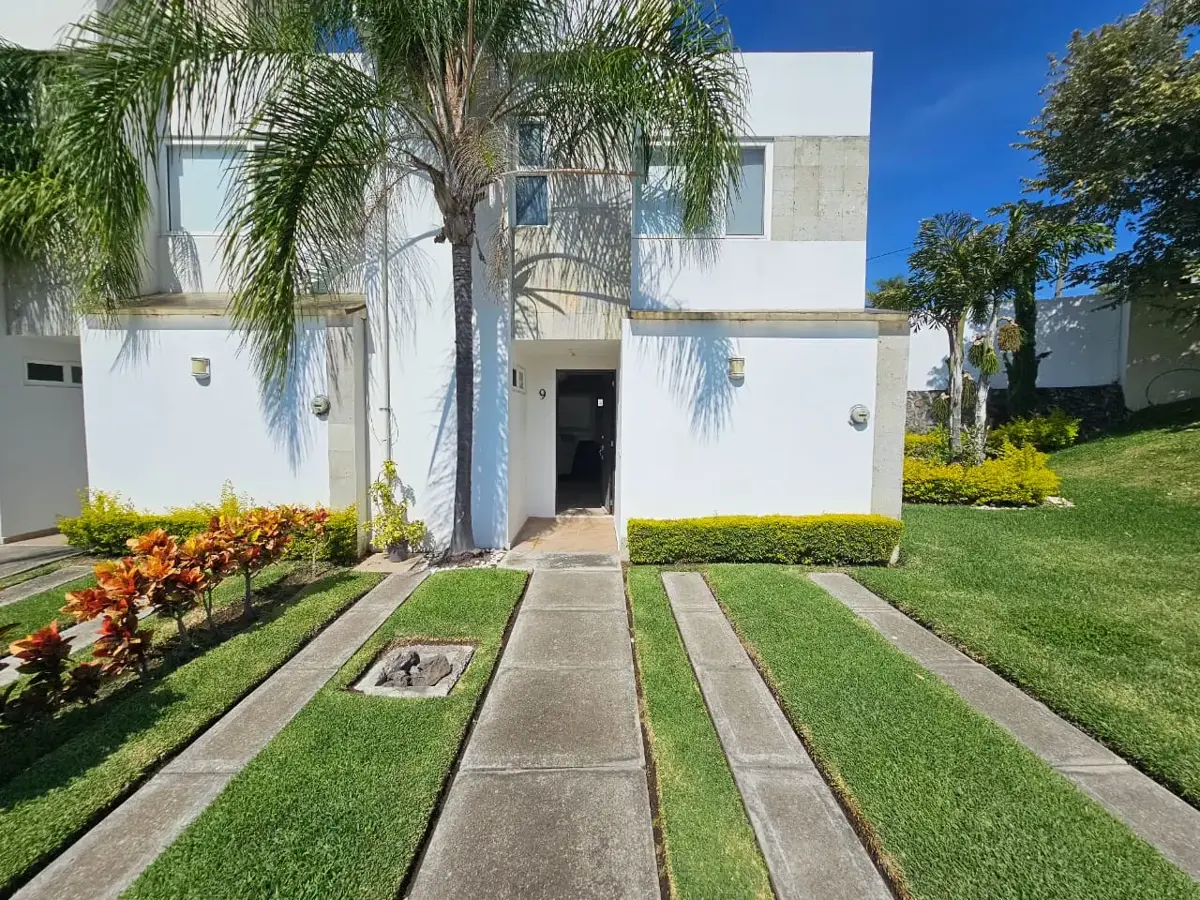 Casa en venta en Oaxtepec Centro, Yautepec — foto 1 de 16