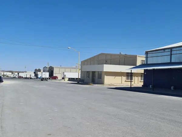 Bodega en Renta al Oriente