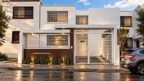 Casa en venta en Satélite Querétaro, 3 Recámaras, Gran ubicación