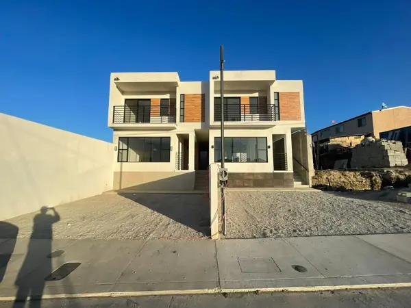 Casa en venta en Lomas de Montecarlo, Playas de Rosarito — foto 2 de 17