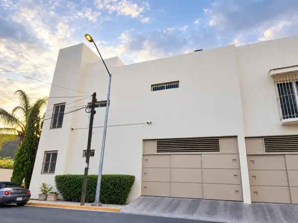 Casa en venta en San Jemo, Monterrey — foto 2 de 2