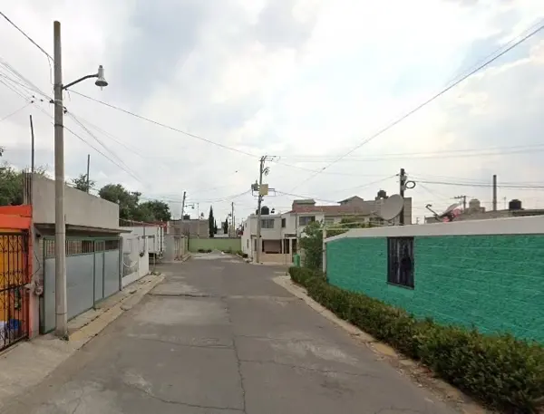 Casa en venta en Villas Santín, Toluca — foto 3 de 9