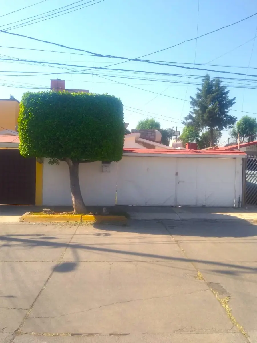 Casa en renta en Valle Dorado, Tlalnepantla de Baz — foto 1 de 23