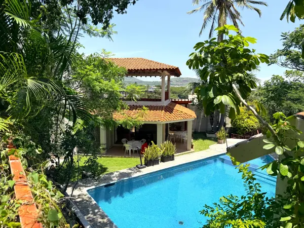 Casa en Fraccionamiento en Club de Golf Santa Fe, Xochitepec, Morelos CAEN-1320-Fr — foto 1 de 64
