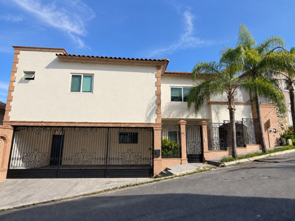 Casa en venta en Valle Alto, Monterrey, Nuevo León