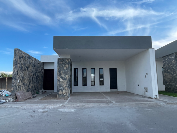 Casa en venta en Los Viñedos, Torreón — foto 1 de 16