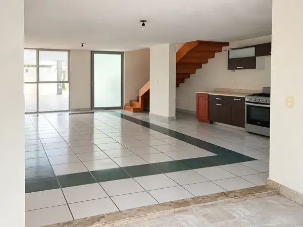 Casa en venta en Observatorio, León — foto 3 de 14