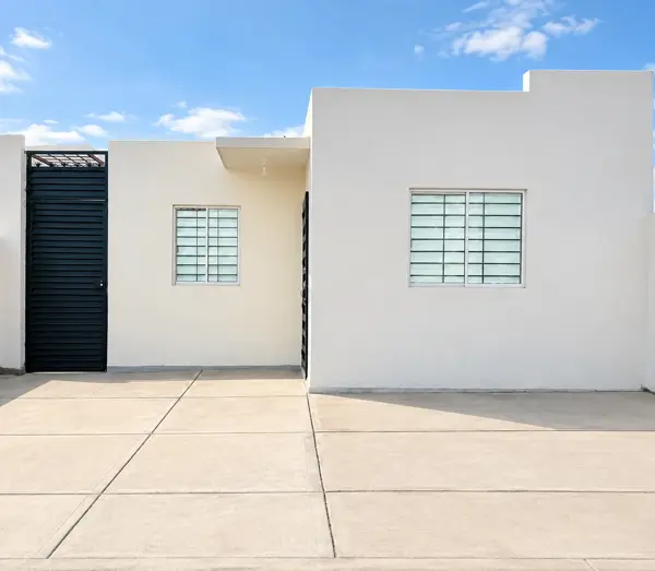 CASA SIN MUEBLES, EN RENTA, 2 RECAMARAS – LA CANTERA 2