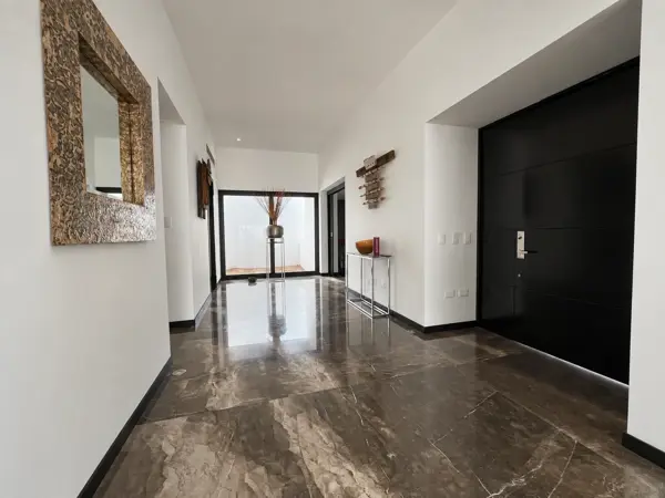 Casa en venta en Valle de San Ángel Sect Español, San Pedro Garza García — foto 3 de 5