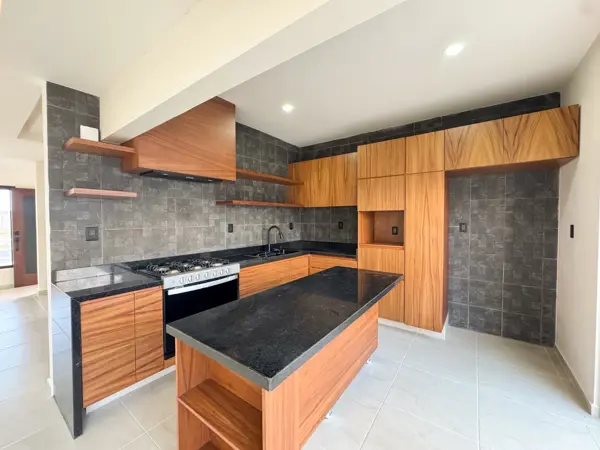 Casa en venta en Lomas de la Rioja, Alvarado — foto 2 de 12