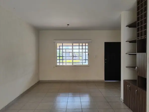 Casa en venta en Residencial Alta California, Tlajomulco de Zúñiga — foto 2 de 20
