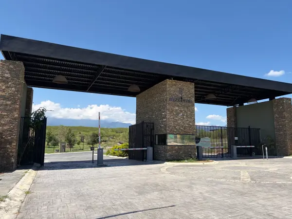 TERRENO BOSQUE REAL MONTEMORELOS VENTA