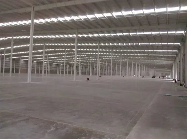 Nave en renta en El Salto Centro, El Salto — foto 2 de 7