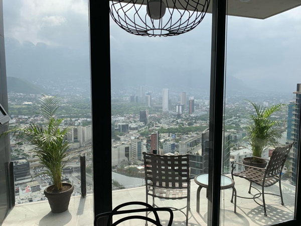 Departamento en renta en Del Valle Oriente, San Pedro Garza García — foto 3 de 10