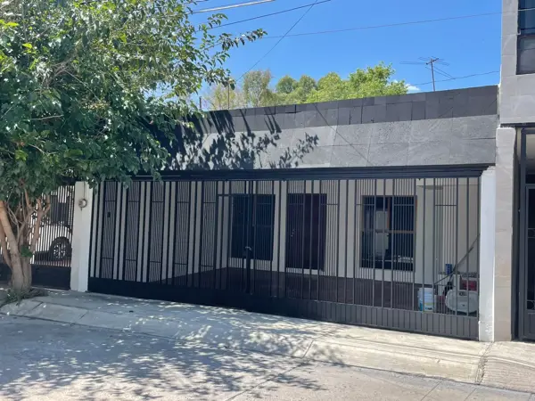 Casa en venta en Colinas del Rio, Aguascalientes, Aguascalientes