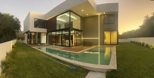 CASA EN VENTA EN MERIDA, YUCATAN COUNTRY CLUB.