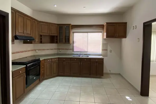Casa en venta en Valle Real, Saltillo — foto 3 de 12