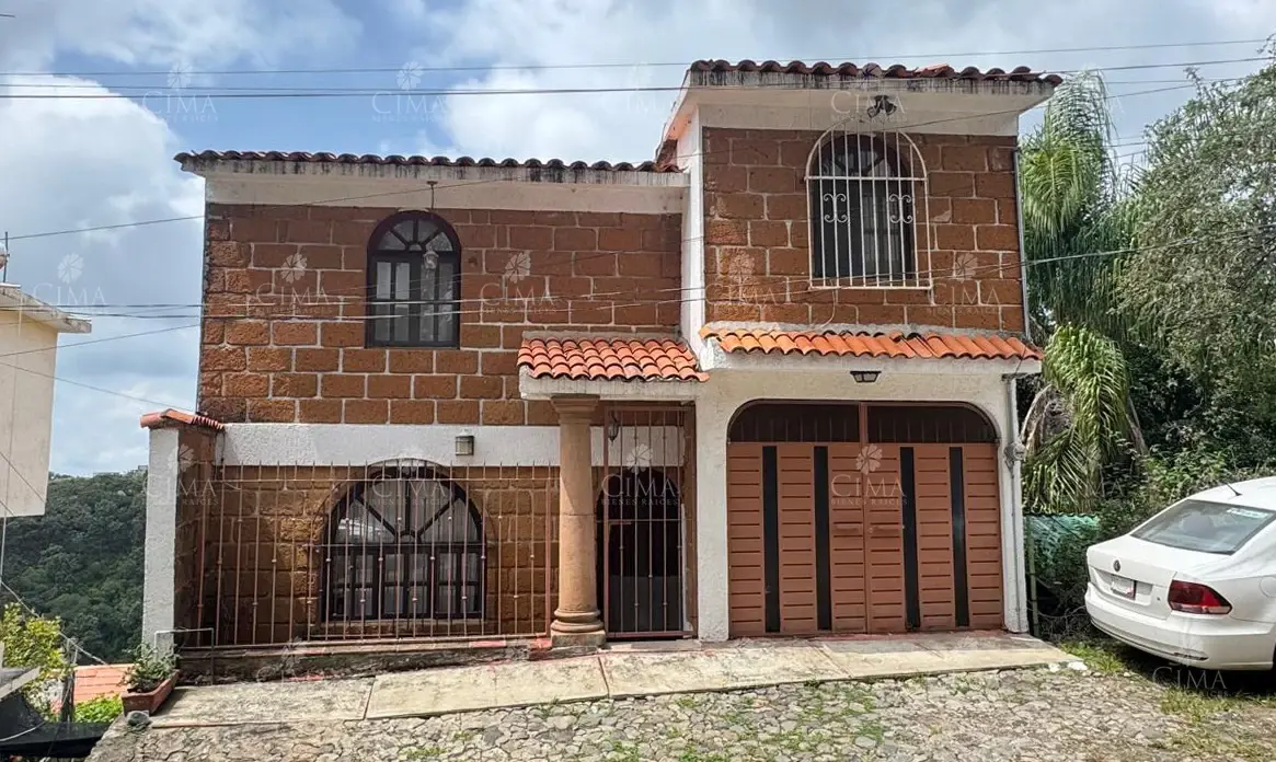 Casa en venta en Lomas de Tetela, Cuernavaca — foto 1 de 25