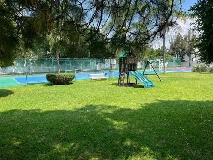 Casa en renta en Bosques Santa Anita, Tlajomulco de Zúñiga — foto 1 de 3