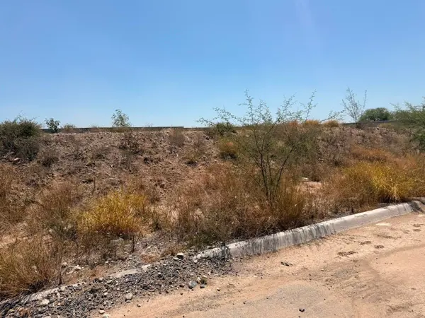 Terreno en venta en Los Pilares, Salinas Victoria — foto 3 de 4