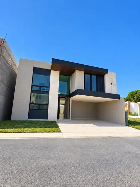 Casa en venta en Rincón de Alcántara, Saltillo, Coahuila de Zaragoza
