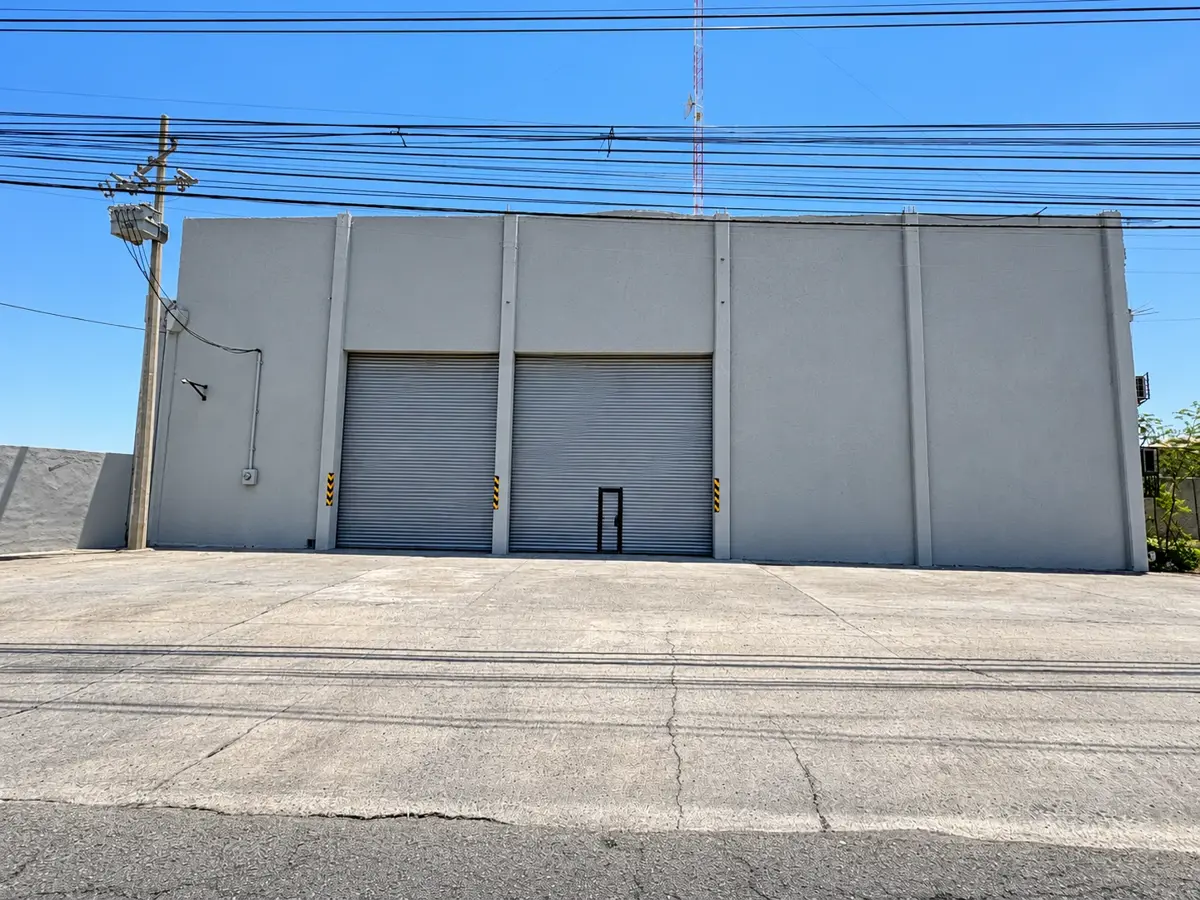 Bodega en renta en Colonial Lagrange, San Nicolás de los Garza — foto 1 de 4