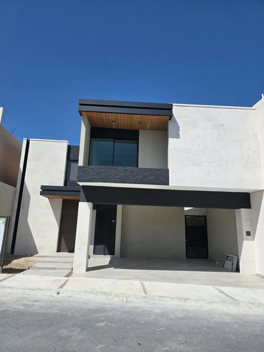 Casa en venta en Las Huertas, Arteaga — foto 1 de 13