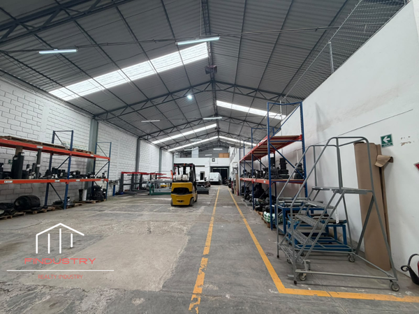 Bodega en renta en Los Reyes Ixtacala 1ra. Sección, Tlalnepantla de Baz — foto 1 de 9